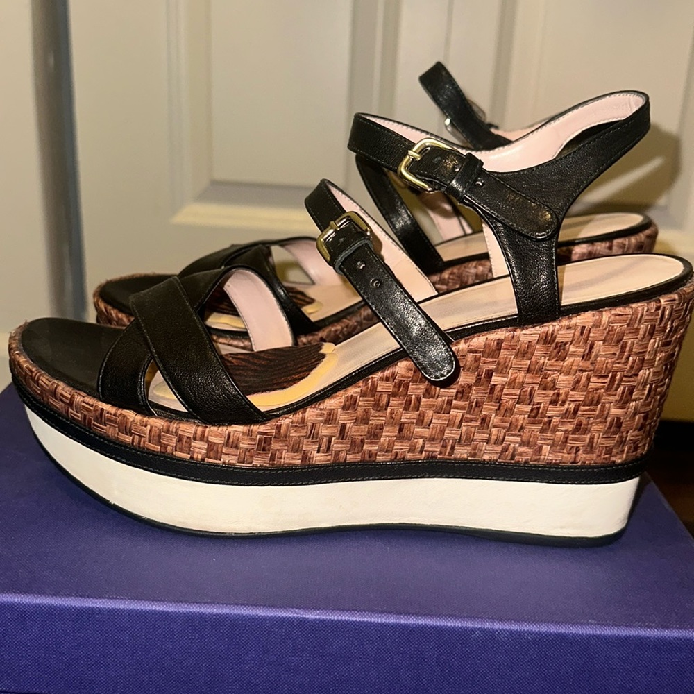 Wedge hill sandals